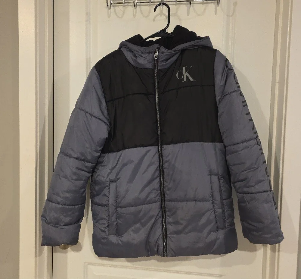 Calvin Klein Kids Hooded Two-Tone Puffer Jacket - Black & Gray